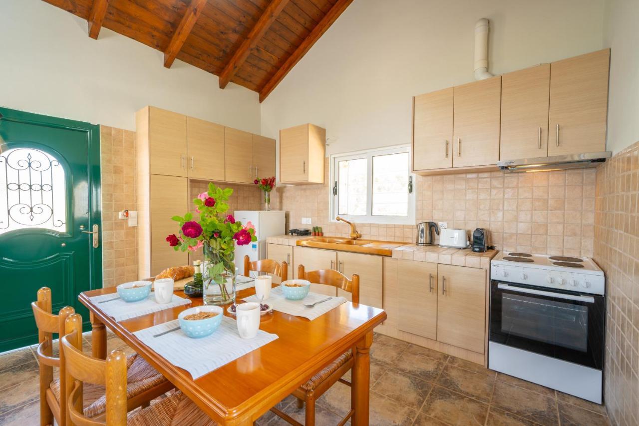 Stone Villa Eriphyle ,Private Witn Sunset View Φισκάρδο Εξωτερικό φωτογραφία